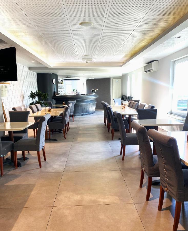 Aero44 Hotel Charleroi Airport Dış mekan fotoğraf